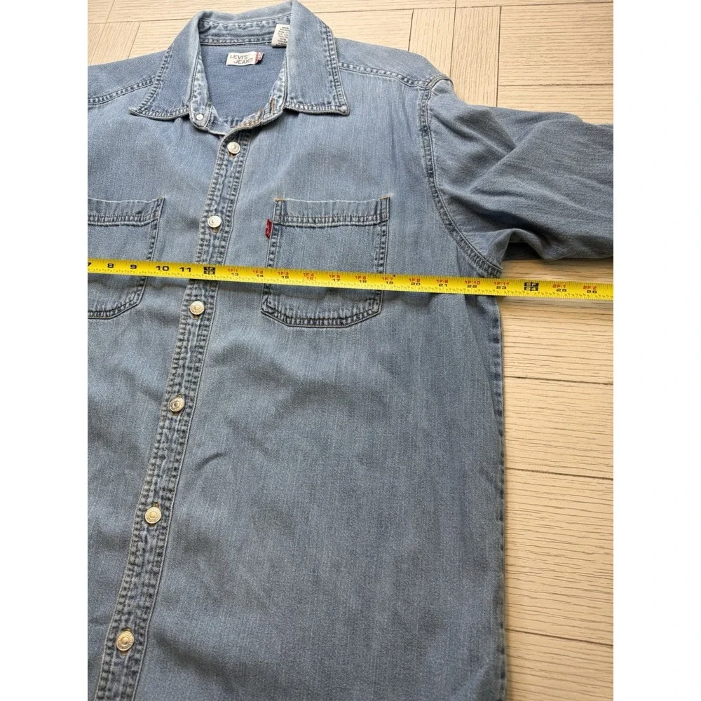 Levi's Vintage Denim Shirt Men Sz L Blue Button Up Y2K Loose Fit Relaxed Baggy